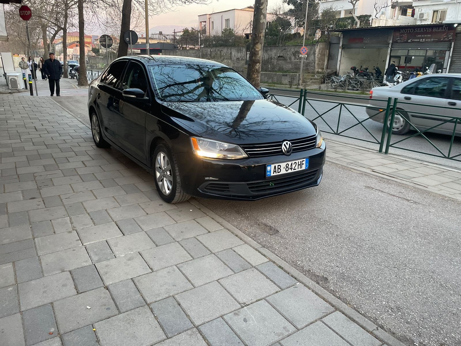 Volkswagen Jetta - photo 4
