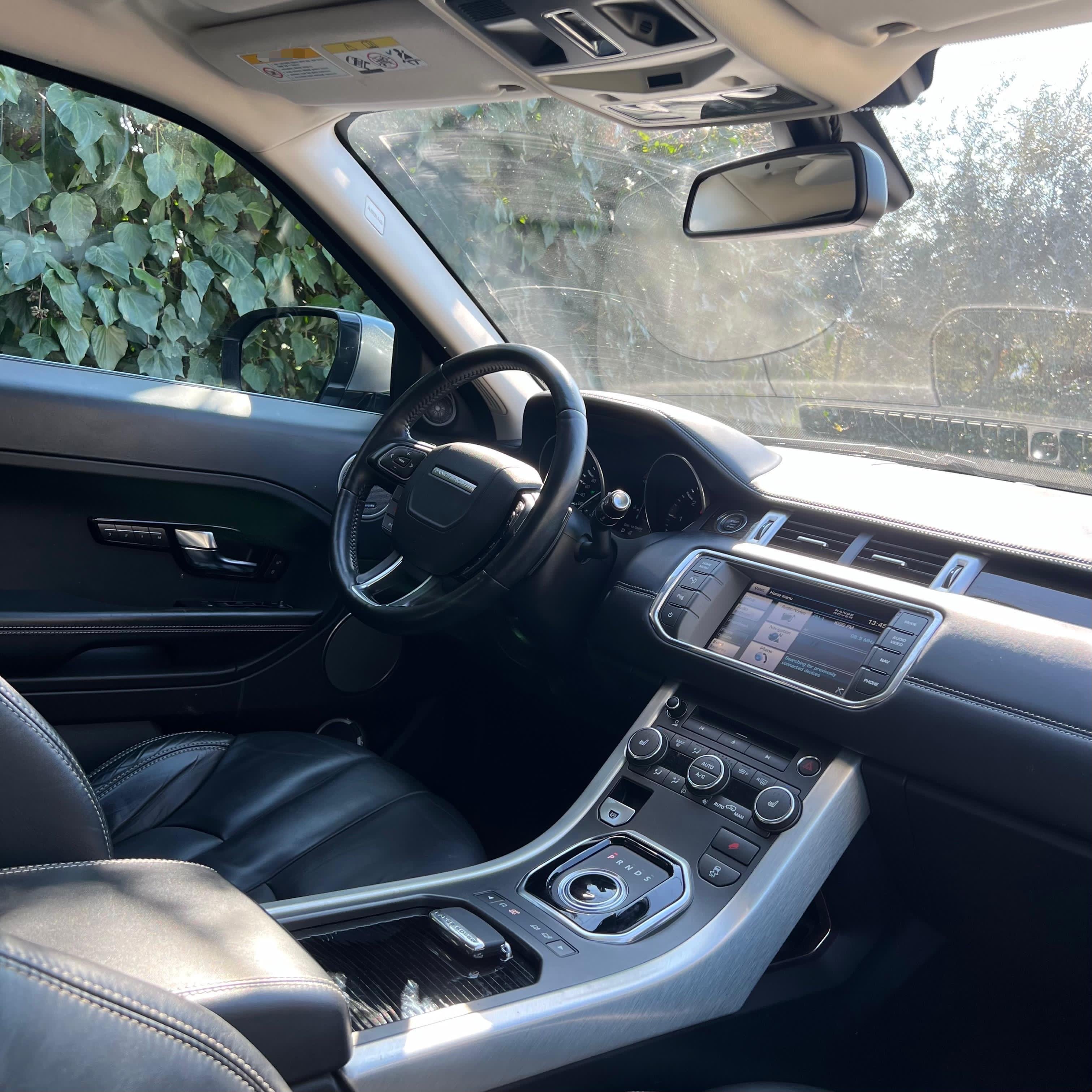 Land Rover Range Rover Evoque - photo 4
