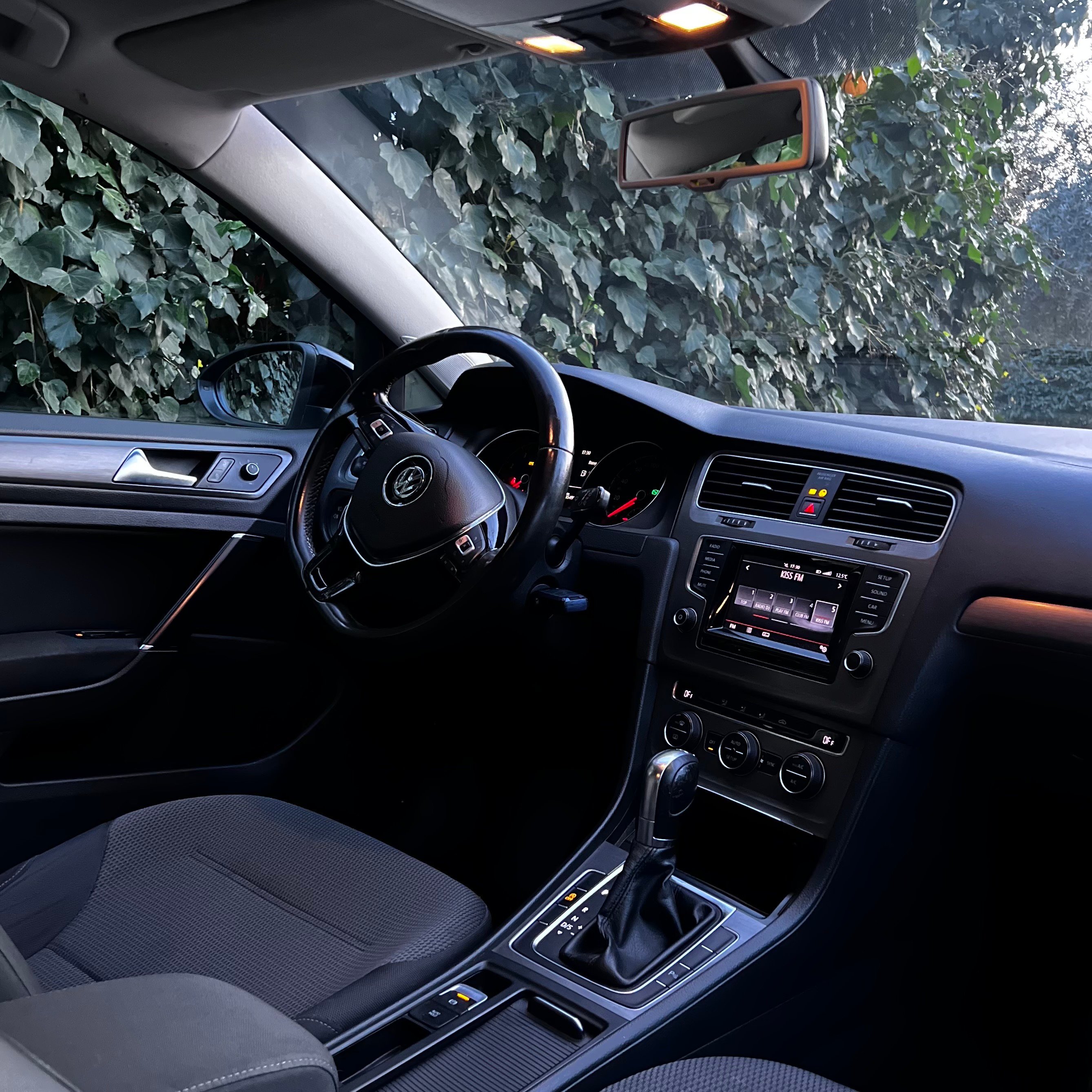 Volkswagen Golf - photo 4