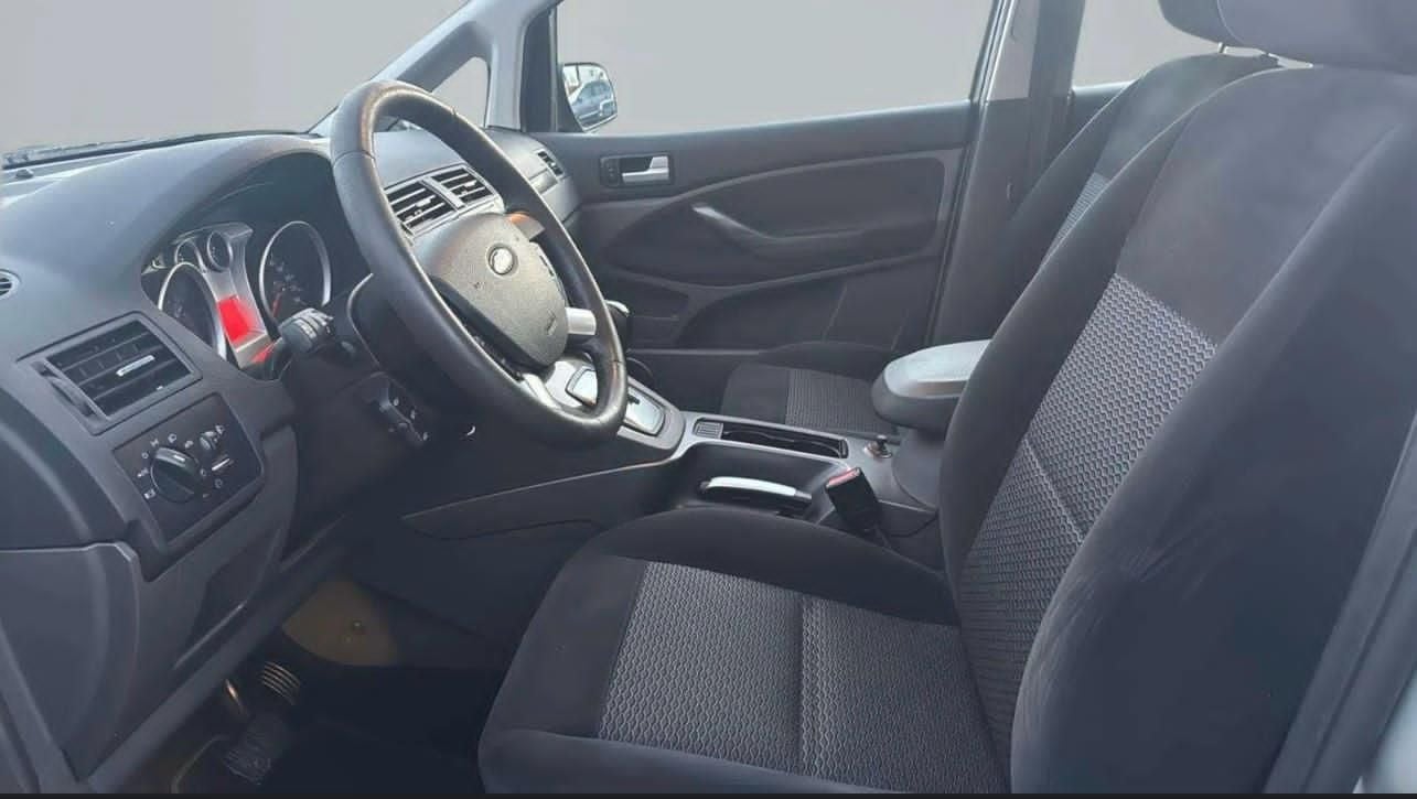 Ford C-MAX Energi - side view