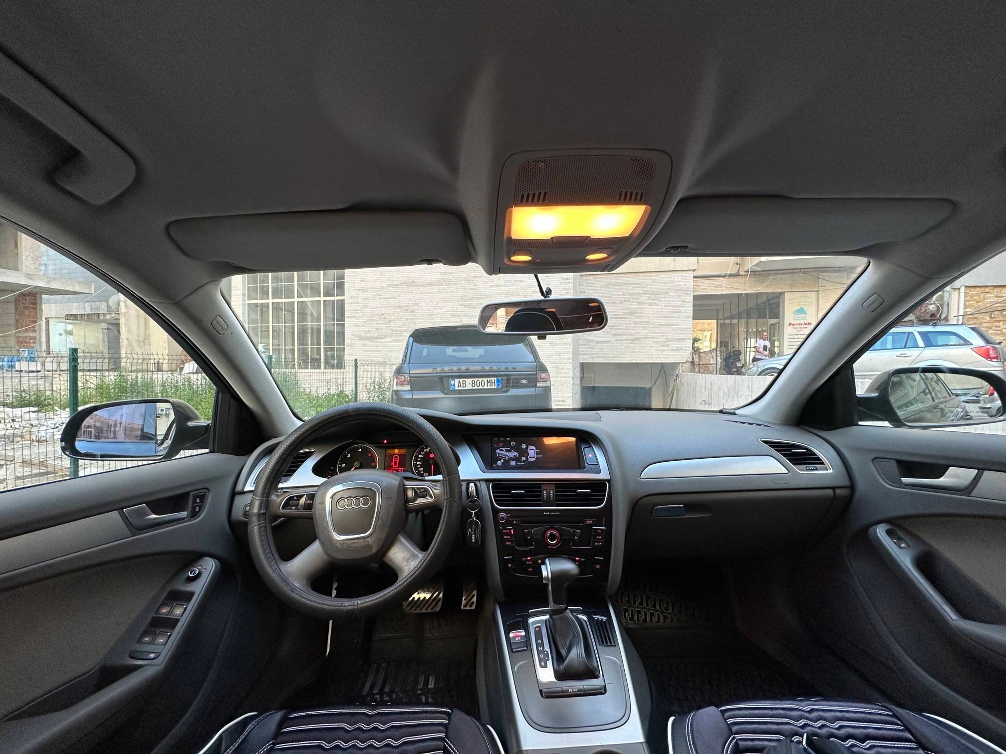 Audi A4 allroad - side view
