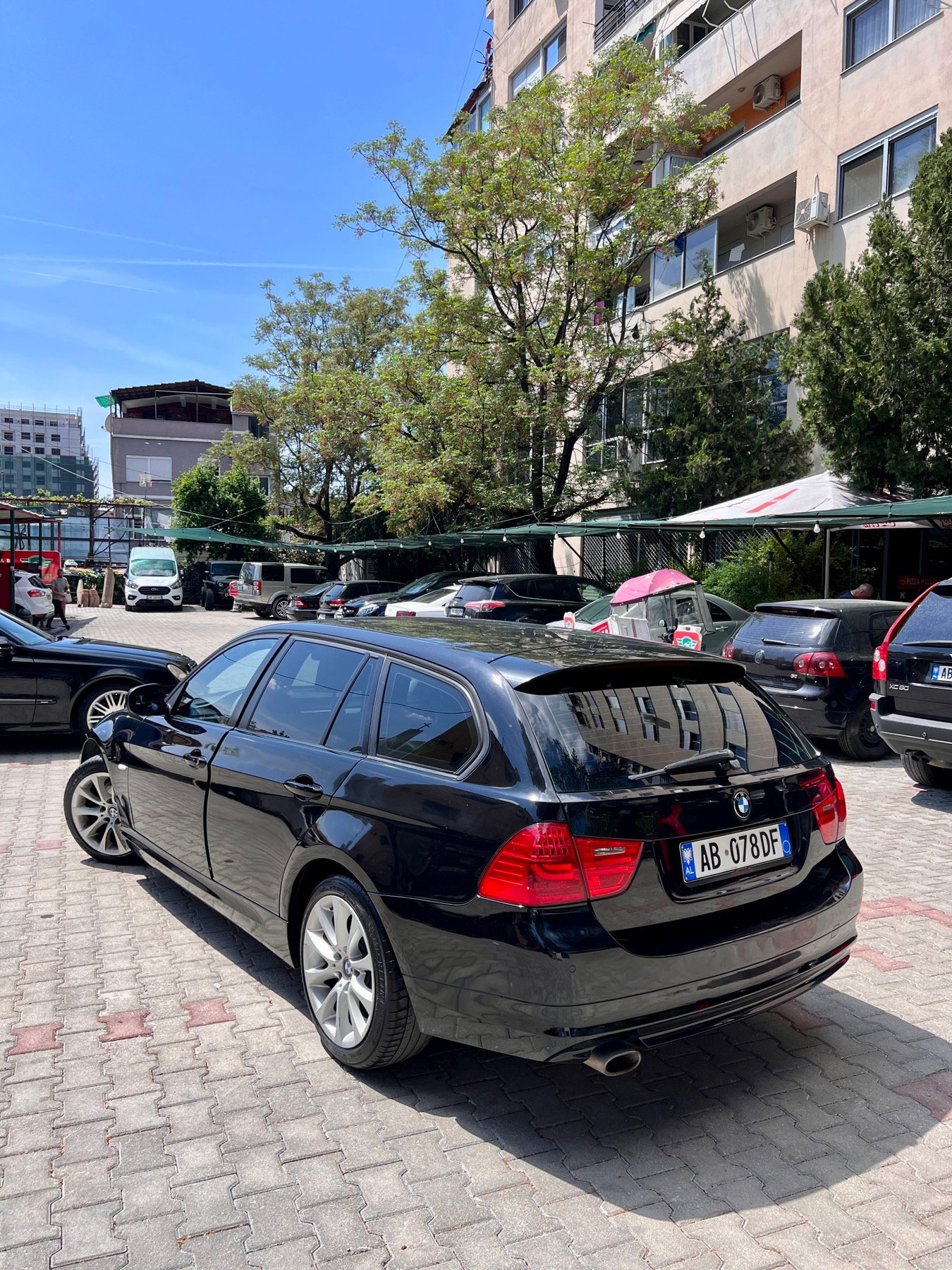 BMW 3 Series - main photo