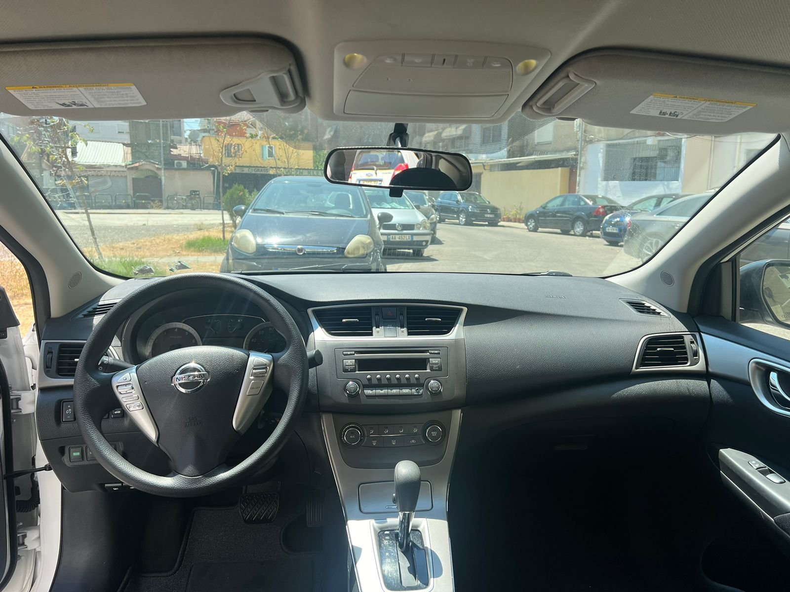 Nissan Sentra - main photo