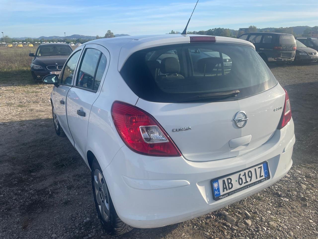 Opel Corsa - main photo