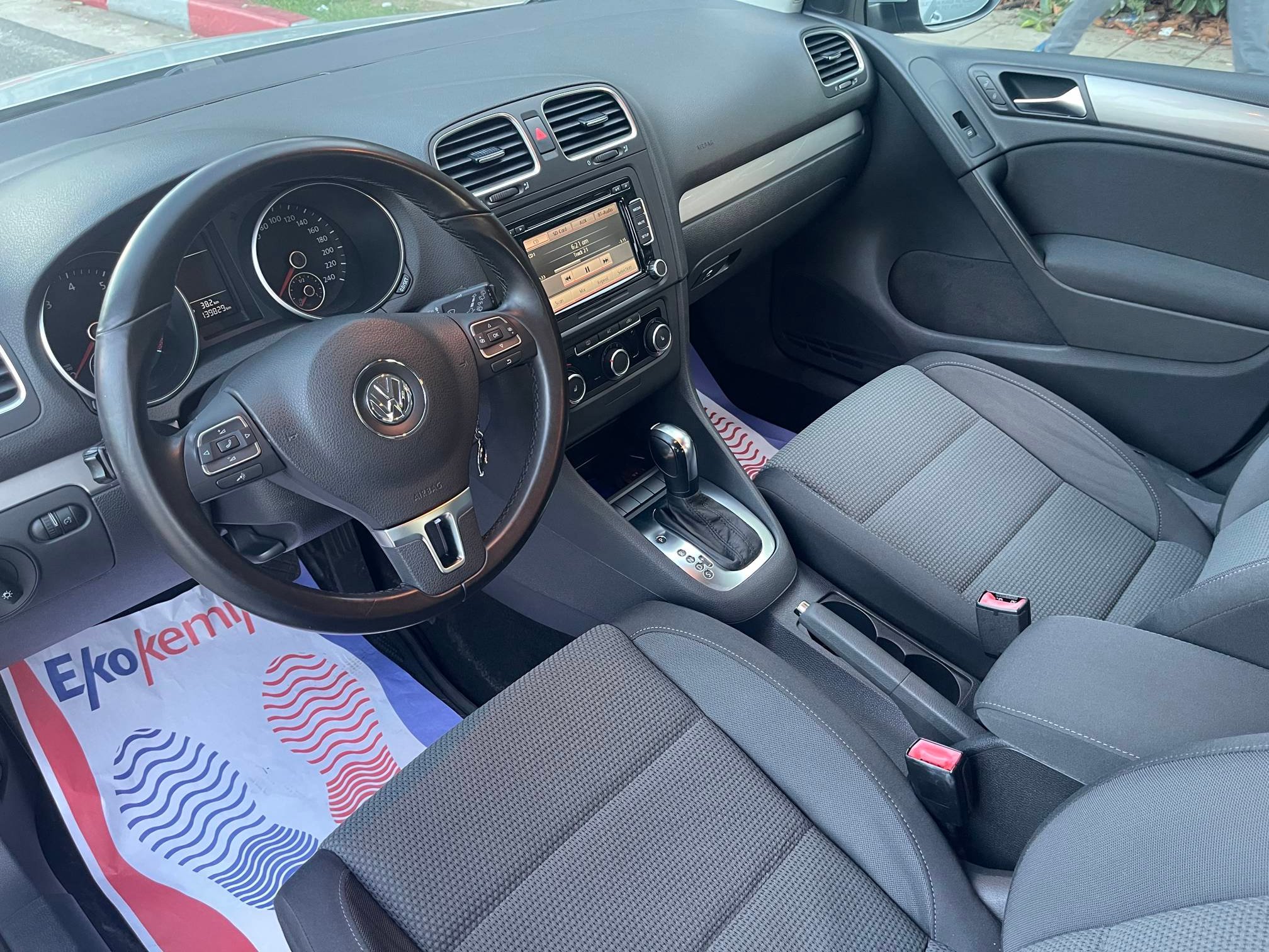 Volkswagen Golf - photo 3